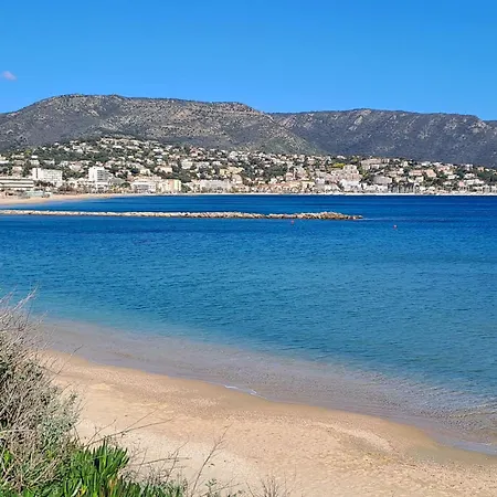 Appartement Le Lavandou, 2 Pieces, 4 Personnes - Fr-1-308-188 * Le Lavandou